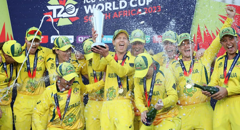 Mooney 74* leads clinical Australia to T20 World Cup title