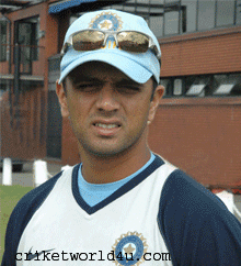Rahul Dravid hold world records for highest catcher in Test matches.