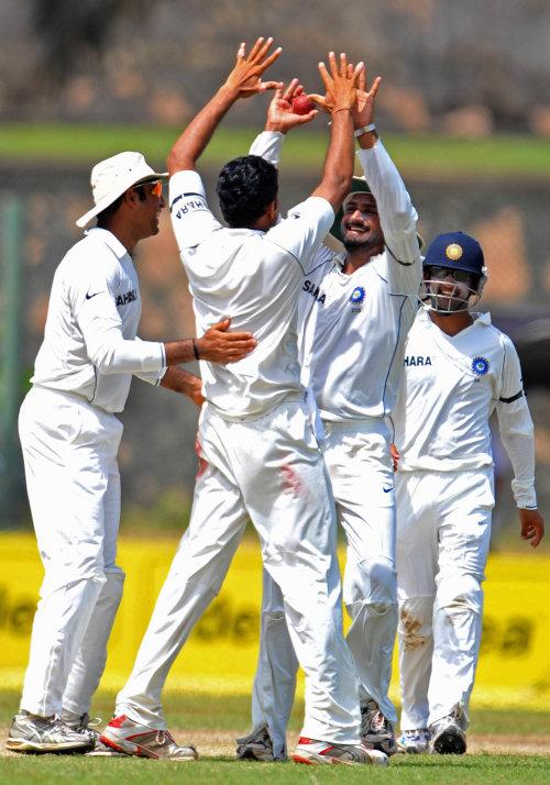 Anil Kumble struck twice in the penultimate over before lunch to end Sri Lanka's innings and ensure that a 37-run lead was gained.