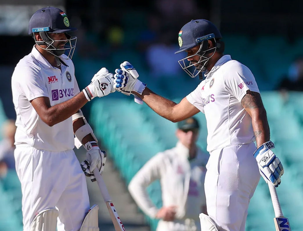 Ashwin and Vihari added unbeaten 62-run for sixth wicket.