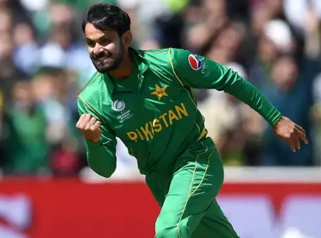 Hafeez played 392 international match during 19-year career.