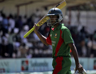 Shakib Al Hasan Hold Fastest Bangladesh Century Records