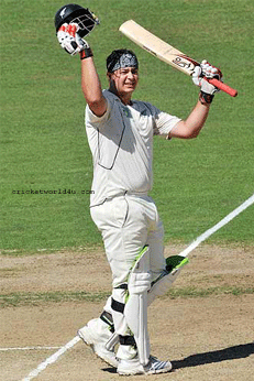 New Zealand's Jesse Ryder celebrates his 200 runs against India on the 2nd day of the 2nd international cricket test at McLean Park, Napier,